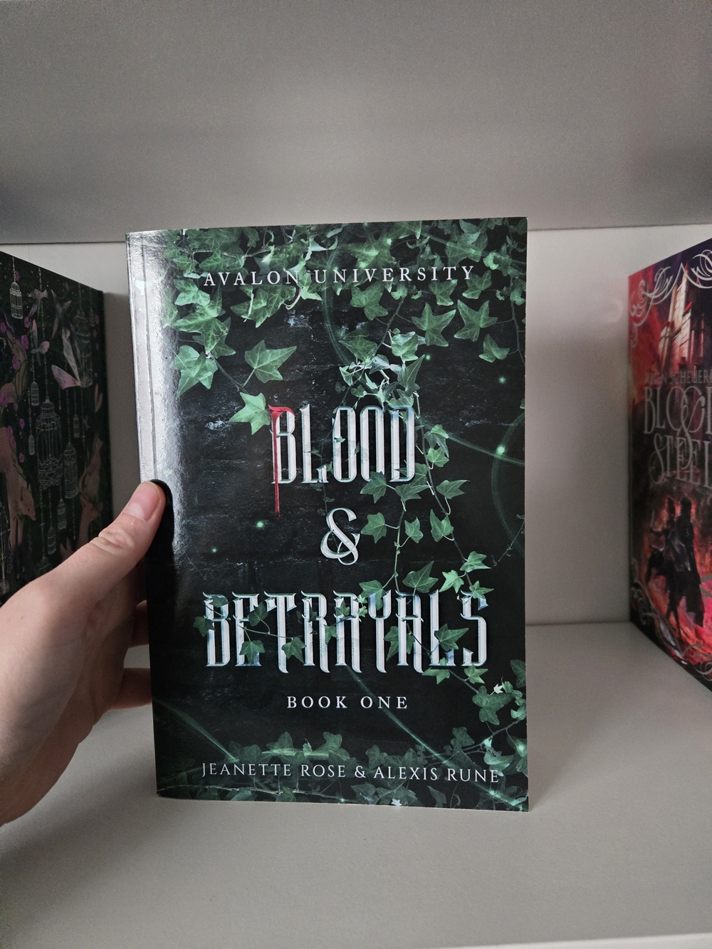 Blood & Betrayals (Avalon University) - Indie OOP